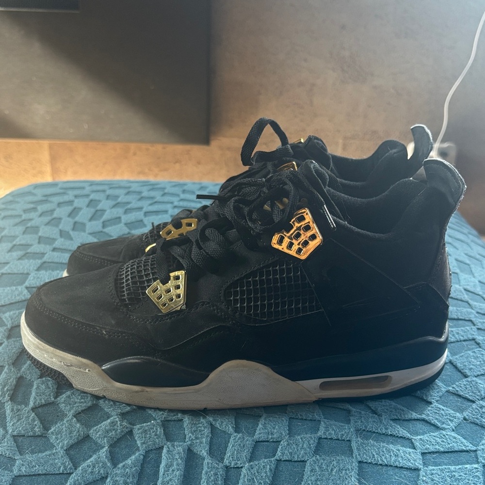 Nike Air Jordan 4 Black and Gold